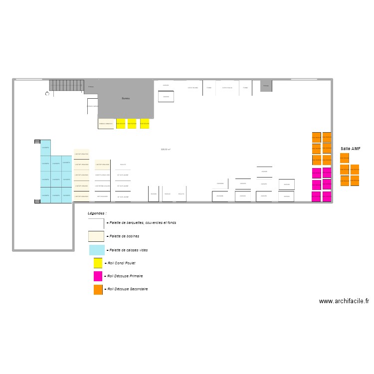 Salle des emballages avec ROLLS. Plan de 0 pièce et 0 m2