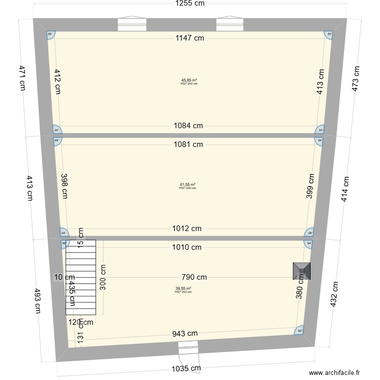 Piece vide. Plan de 3 pièces et 127 m2