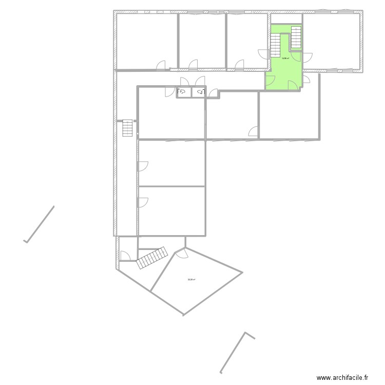 Ste Walburge etage B. Plan de 10 pièces et 146 m2