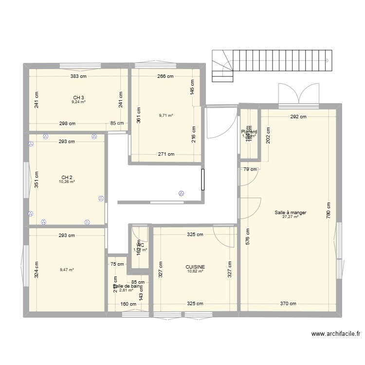 FRONCLES PROJET. Plan de 9 pièces et 82 m2