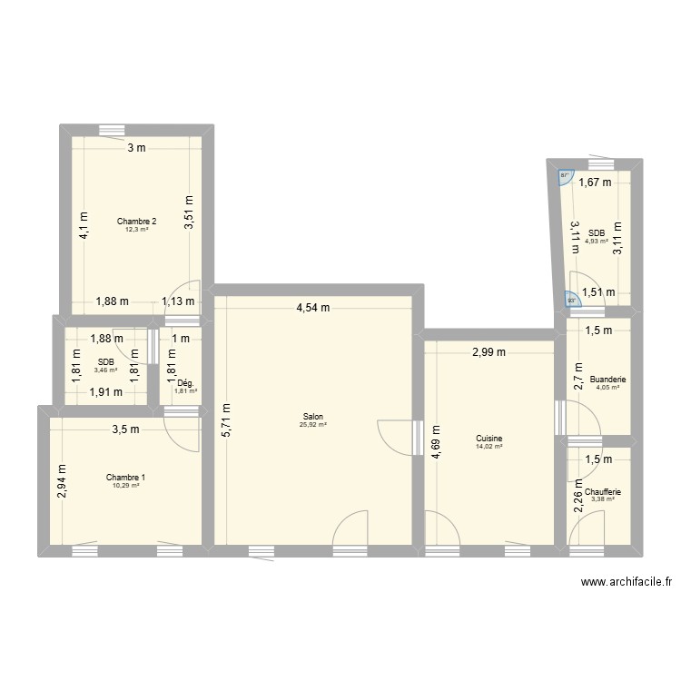 Maison FLO. Plan de 9 pièces et 80 m2