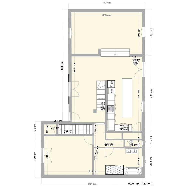 Les Grives. Plan de 1 pièce et 109 m2