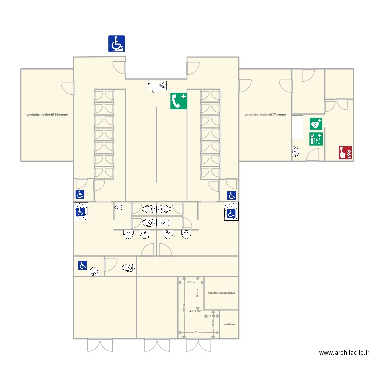 batiment piscine 2. Plan de 35 pièces et 139 m2