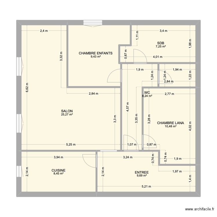 CHEZ LANA. Plan de 7 pièces et 79 m2