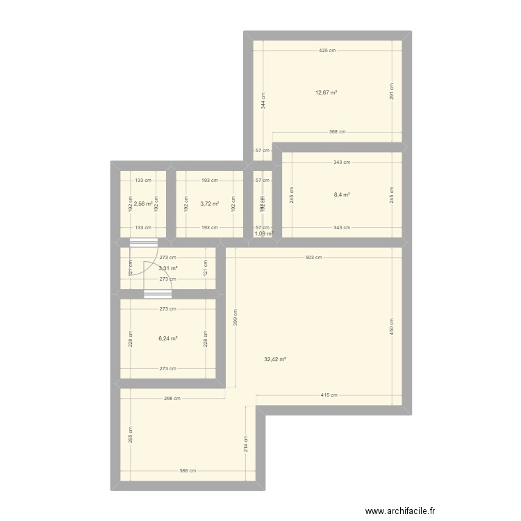 test appartement. Plan de 8 pièces et 70 m2