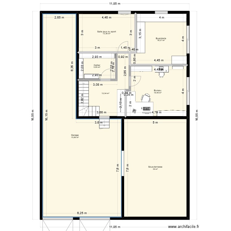 SOUS-SOL V1. Plan de 7 pièces et 177 m2