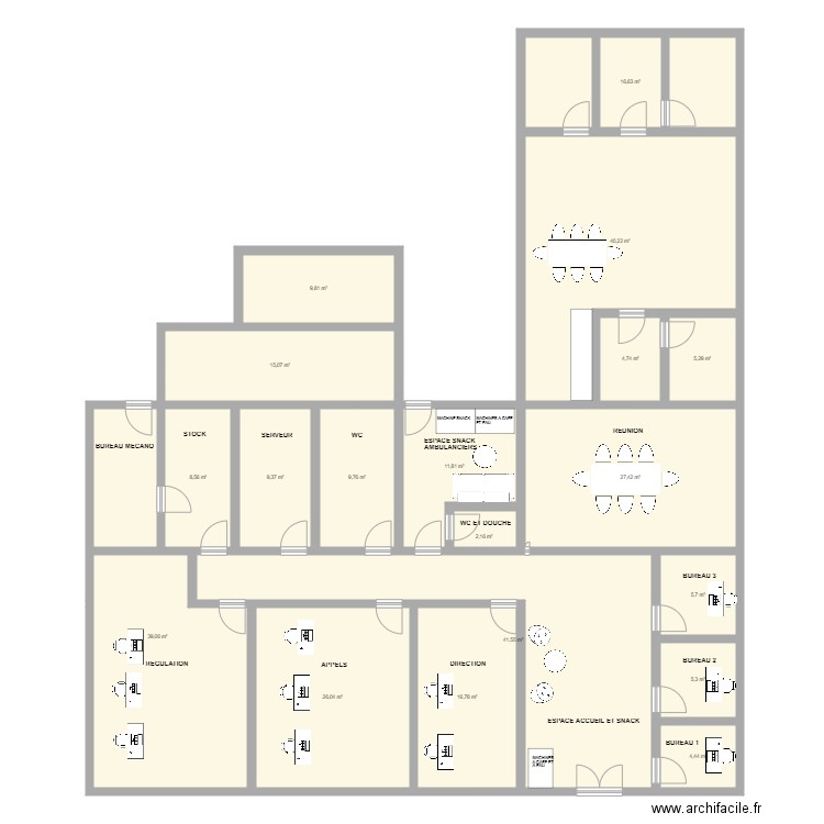 Projet Nantes. Plan de 19 pièces et 300 m2