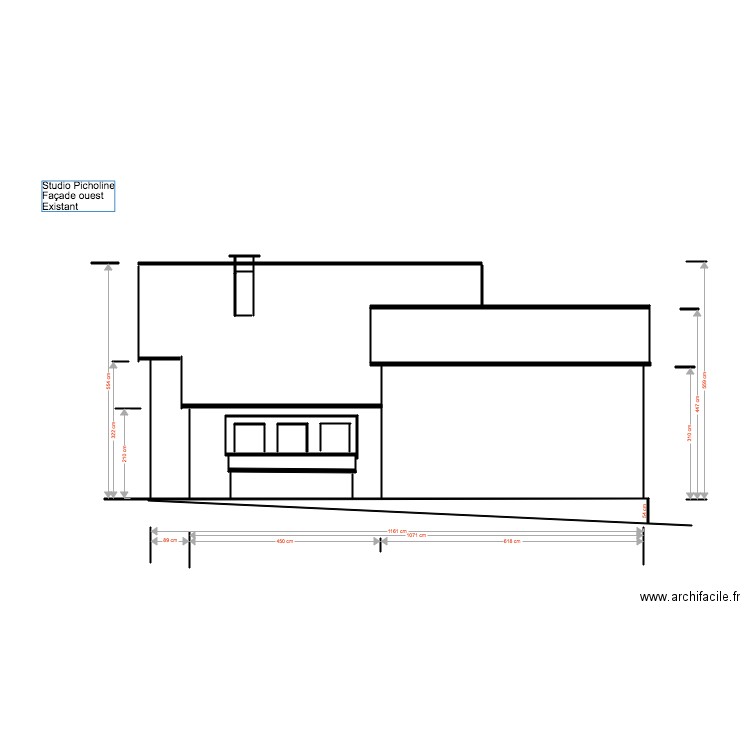 Studio Picholine façade ouest Exixtant. Plan de 0 pièce et 0 m2