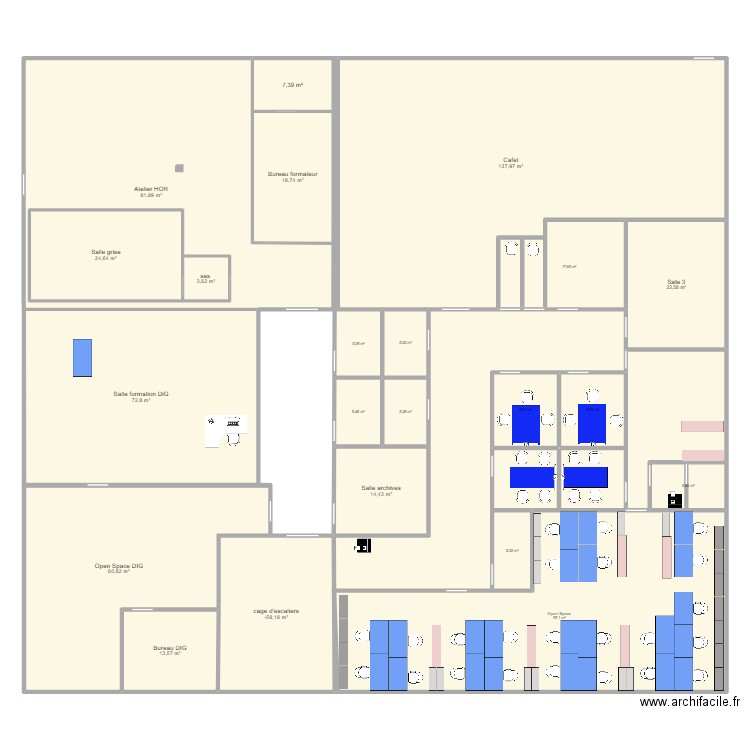 Open space réalise 2025. Plan de 22 pièces et 684 m2