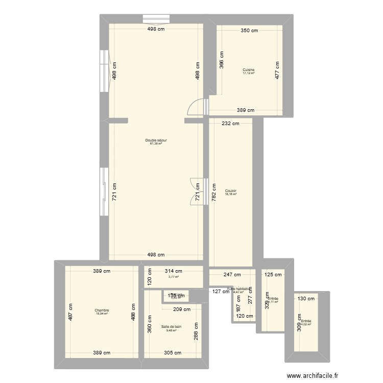 Domicile. Plan de 10 pièces et 142 m2