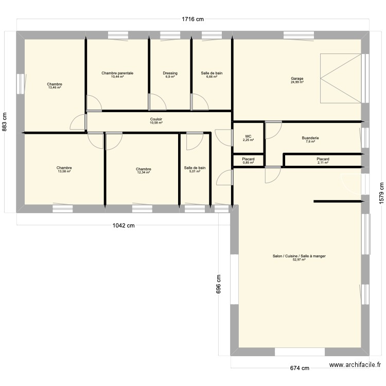 Maison . Plan de 14 pièces et 170 m2