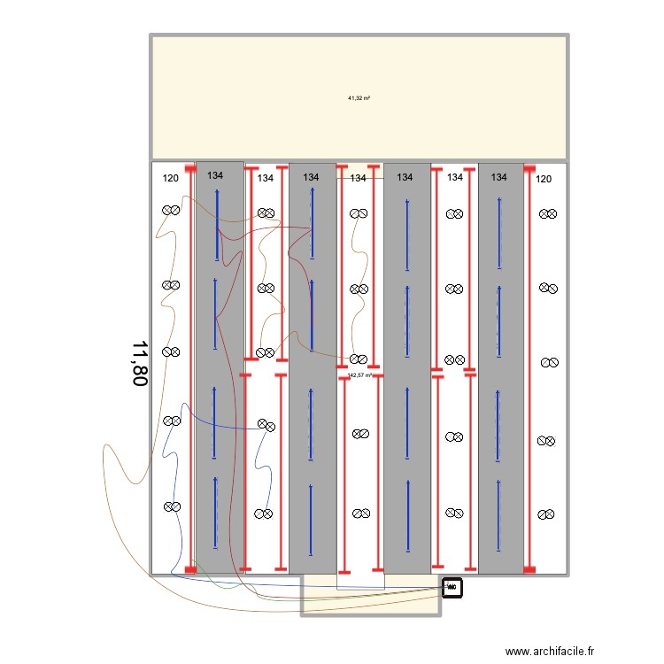 sala arriba. Plan de 2 pièces et 184 m2