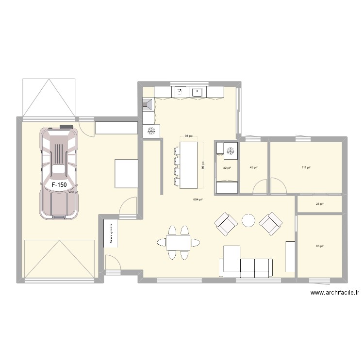 maison v4. Plan de 7 pièces et 135 m2