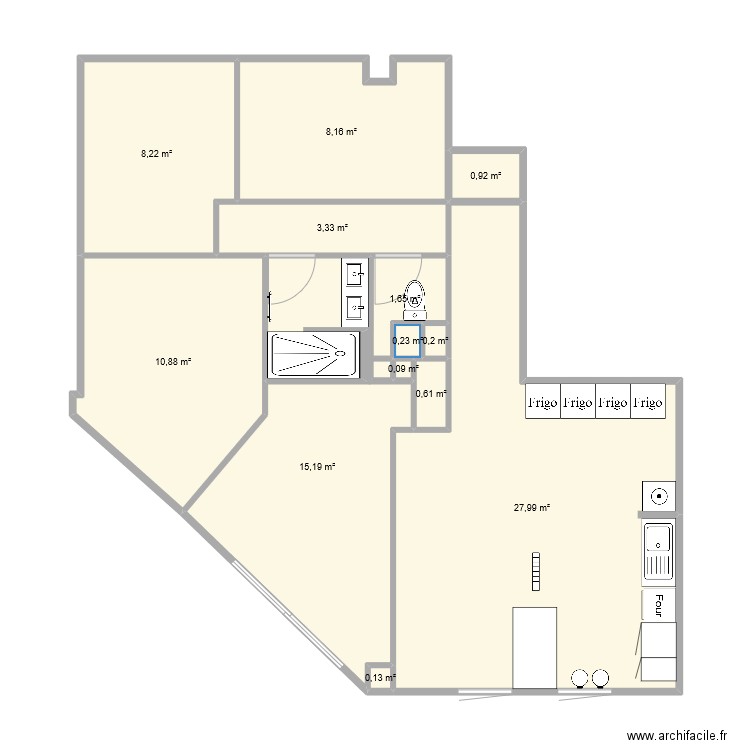 Evry 3 4CHB V1. Plan de 13 pièces et 78 m2