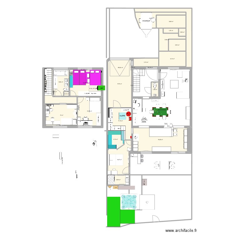 maison 1. Plan de 25 pièces et 140 m2