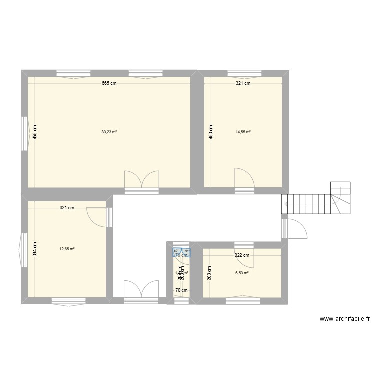 gastins. Plan de 5 pièces et 65 m2