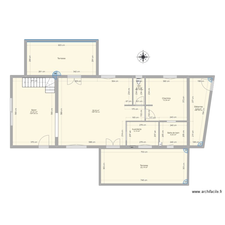 Champignelles. Plan de 9 pièces et 135 m2