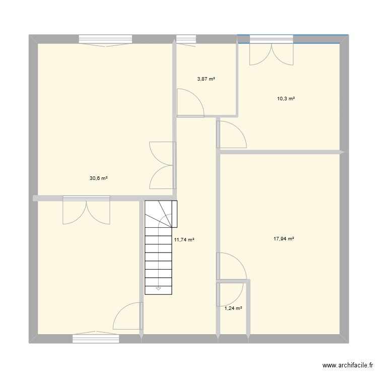 Maison premier étage. Plan de 6 pièces et 76 m2