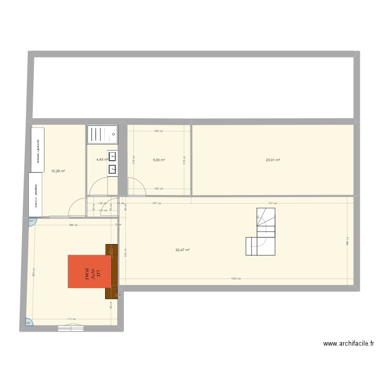 Maison étage. Plan de 5 pièces et 109 m2