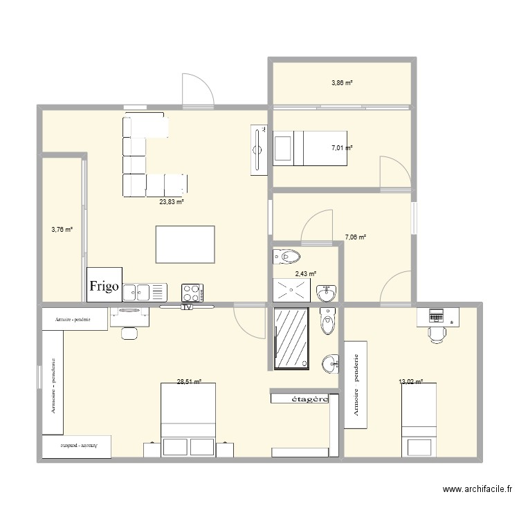 MAISON. Plan de 8 pièces et 89 m2