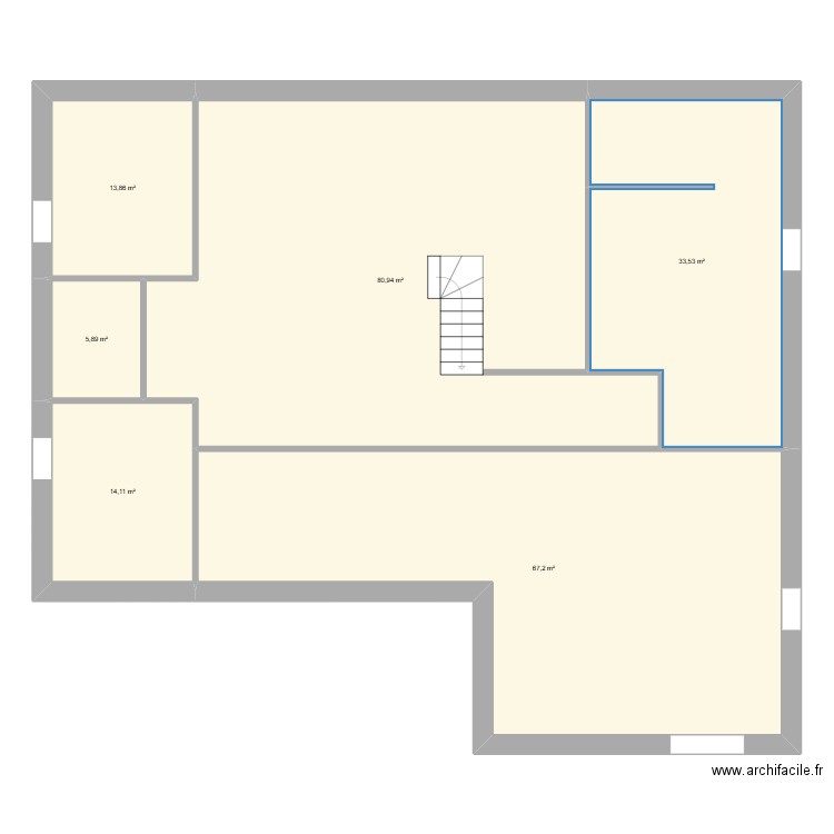 SOUS SOL. Plan de 6 pièces et 216 m2