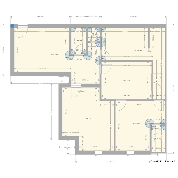 MAI4. Plan de 8 pièces et 90 m2