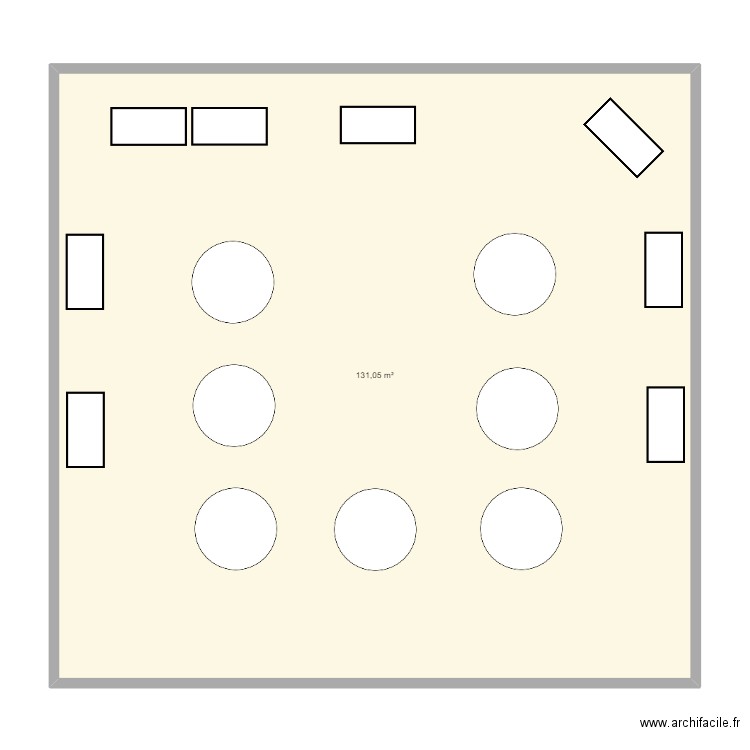 mariage. Plan de 1 pièce et 131 m2