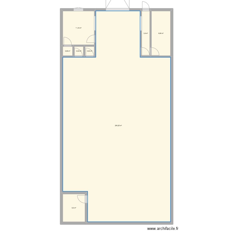 Local Phy. Plan de 8 pièces et 234 m2