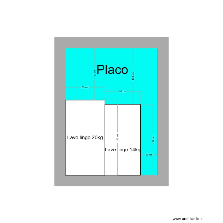 Plan vu face grosse machine local Valras plage . Plan de 1 pièce et 7 m2