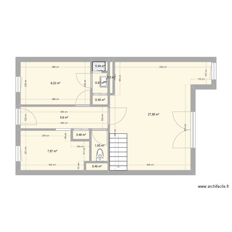 Salon Poterie. Plan de 11 pièces et 55 m2