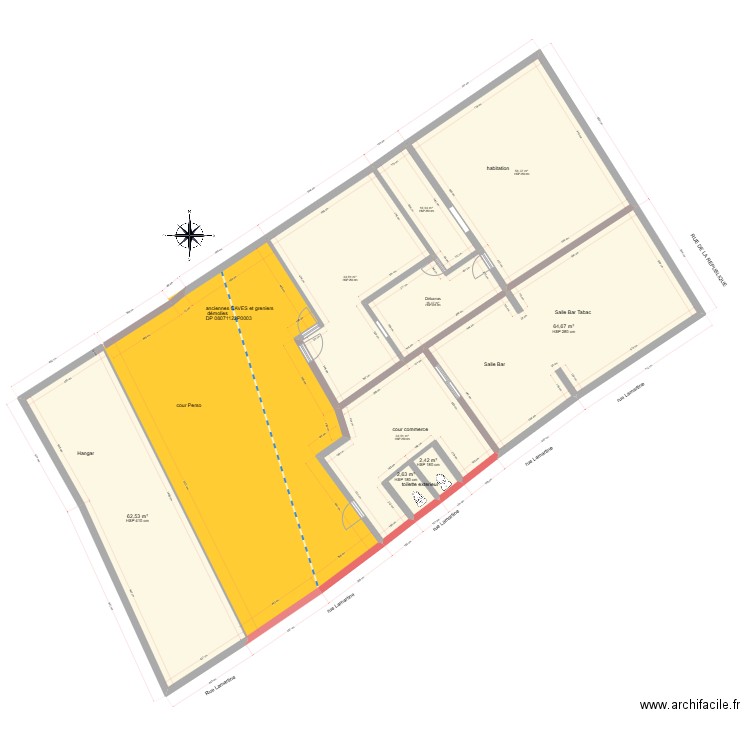 plan complet sans  cave et avec le decroché. Plan de 9 pièces et 284 m2