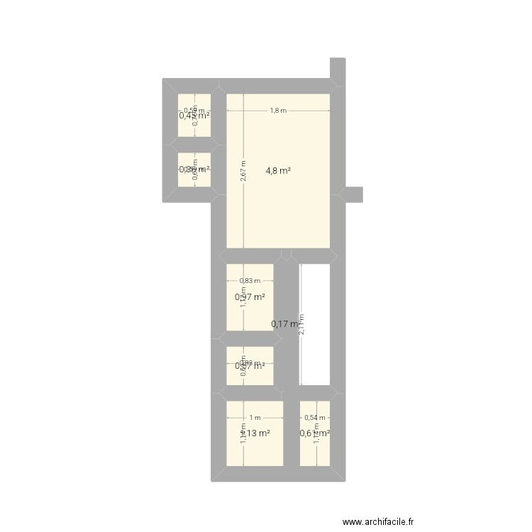 Maison. Plan de 8 pièces et 9 m2