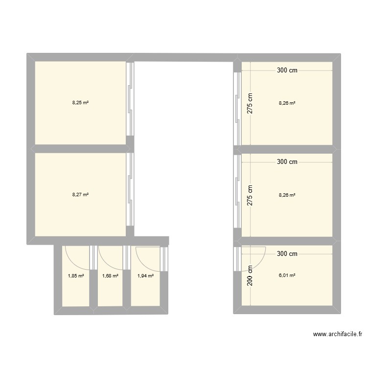 PLAN B. Plan de 8 pièces et 45 m2