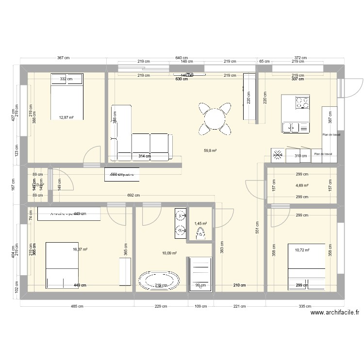 maison. Plan de 8 pièces et 117 m2