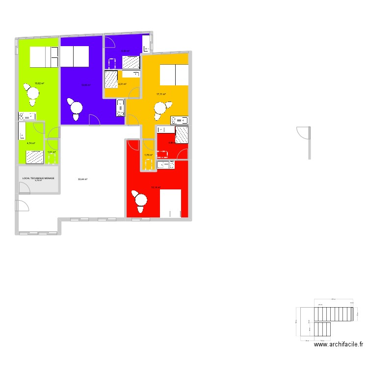 Escalier vu de haut. Plan de 12 pièces et 129 m2