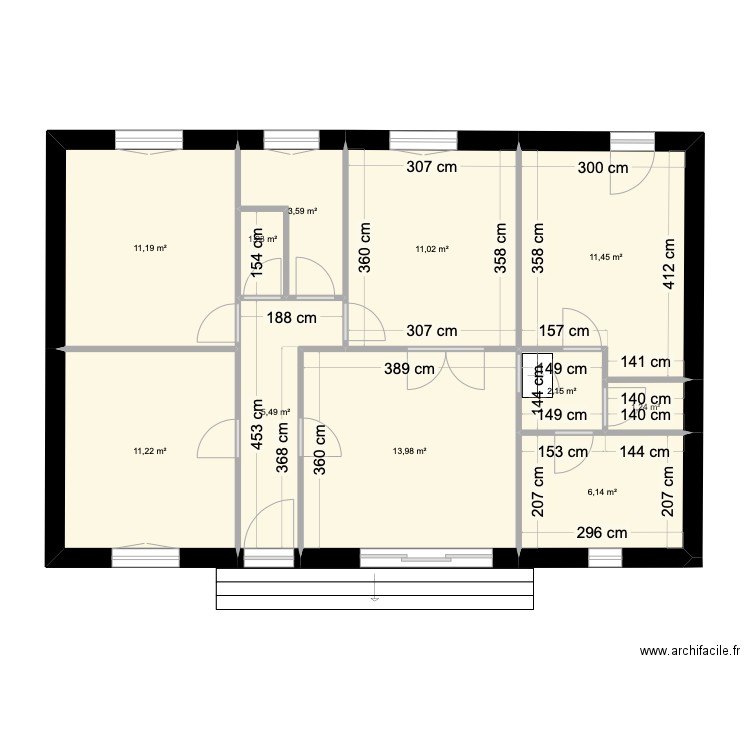 Petite Maison 2024. Plan de 11 pièces et 79 m2