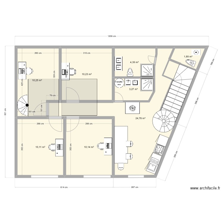 Moissons Etage. Plan de 8 pièces et 75 m2