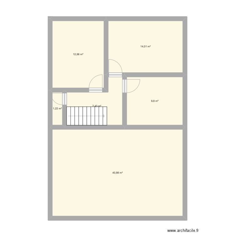 Maison Gesnys RDC. Plan de 12 pièces et 172 m2