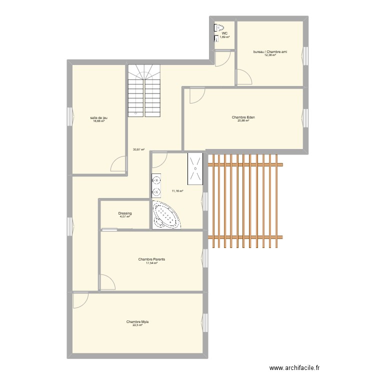 Champgault etage. Plan de 9 pièces et 138 m2