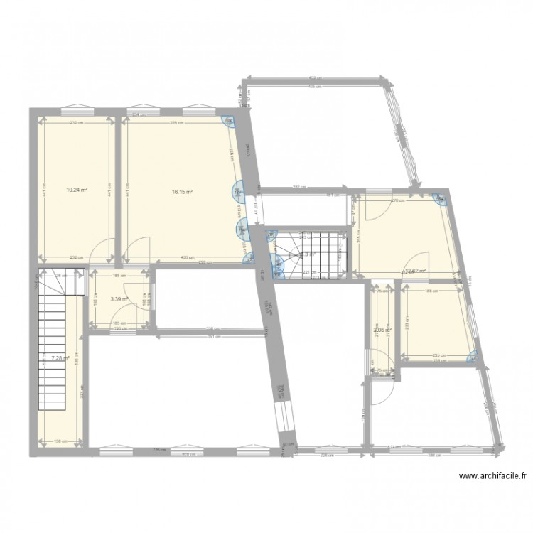 1er étage pharmacie. Plan de 0 pièce et 0 m2