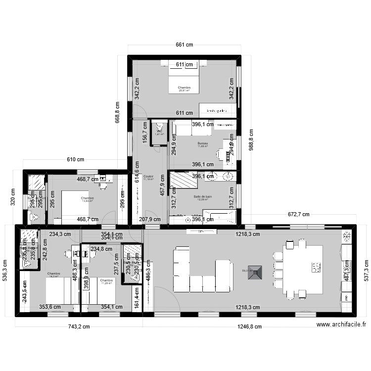 maison. Plan de 13 pièces et 167 m2