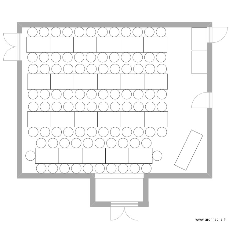 SALLE DES FETES marches. Plan de 1 pièce et 71 m2