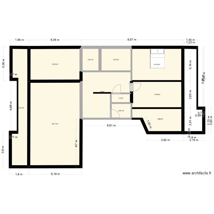 Piscine 4 etage bis. Plan de 11 pièces et 132 m2