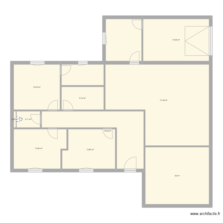 Une habitation. Plan de 10 pièces et 163 m2