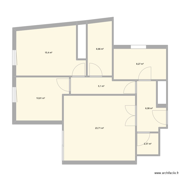 Appartement Paris. Plan de 10 pièces et 81 m2