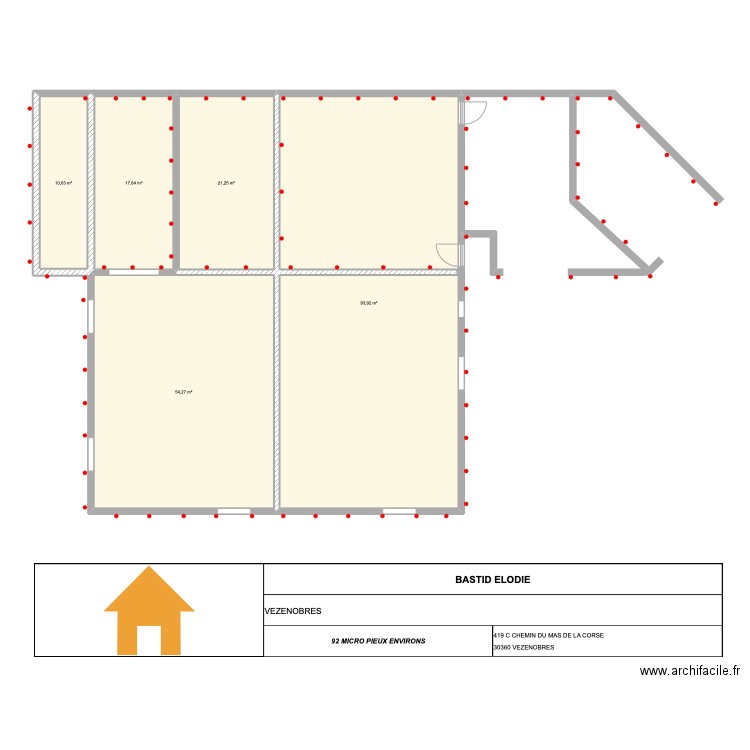 BASTIDE VEZENOBRES. Plan de 5 pièces et 198 m2