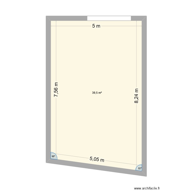 St Pierre. Plan de 1 pièce et 40 m2