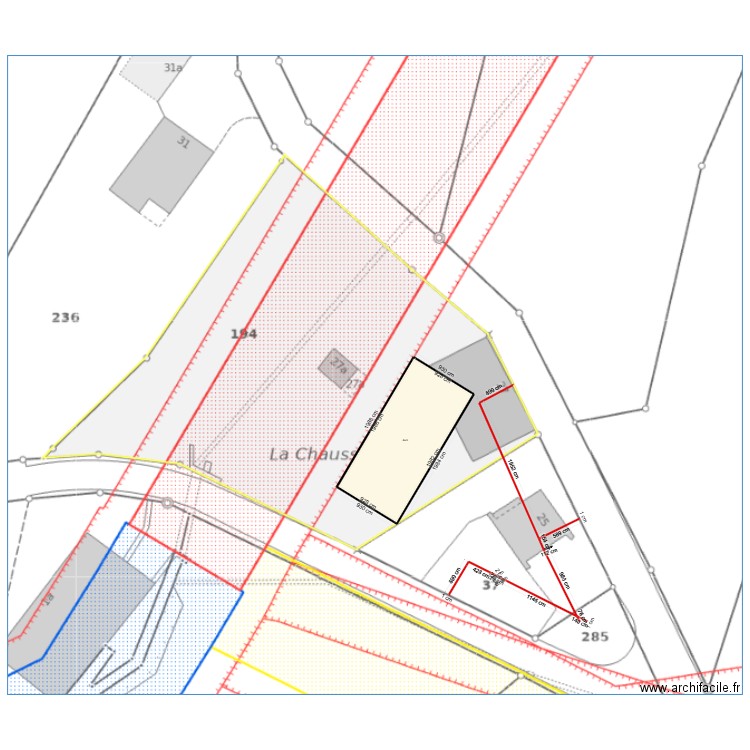 Vuarmarens. Plan de 2 pièces et 184 m2