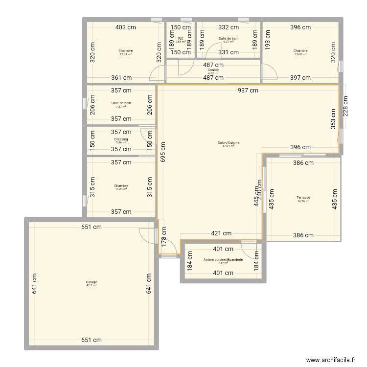 Jdamien. Plan de 12 pièces et 188 m2