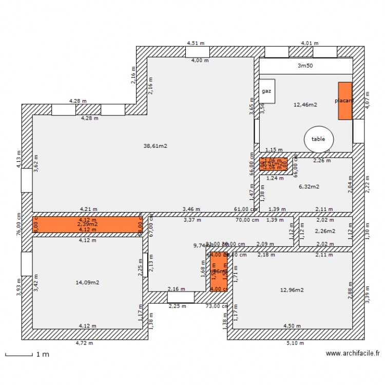 100m2 4 angles. Plan de 0 pièce et 0 m2